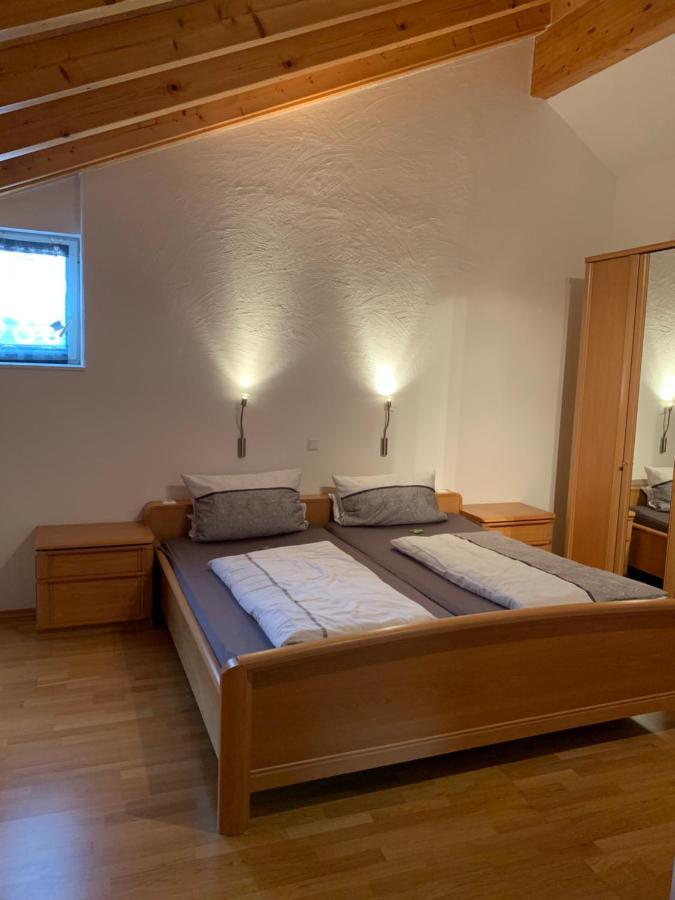 Gaestehaus Ehrhardt Schweigen-Rechtenbach Esterno foto