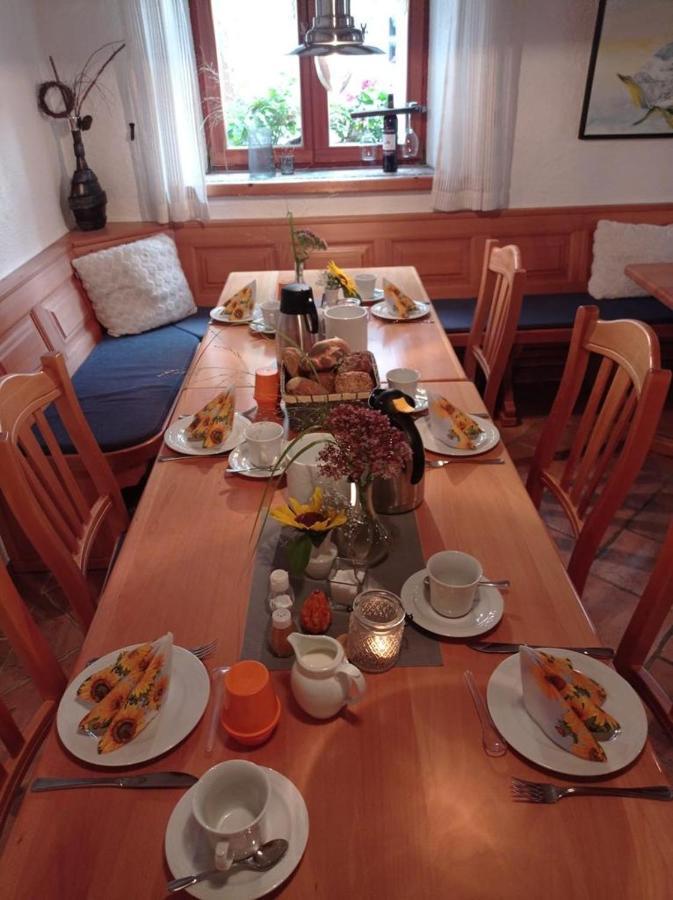 Gaestehaus Ehrhardt Schweigen-Rechtenbach Esterno foto