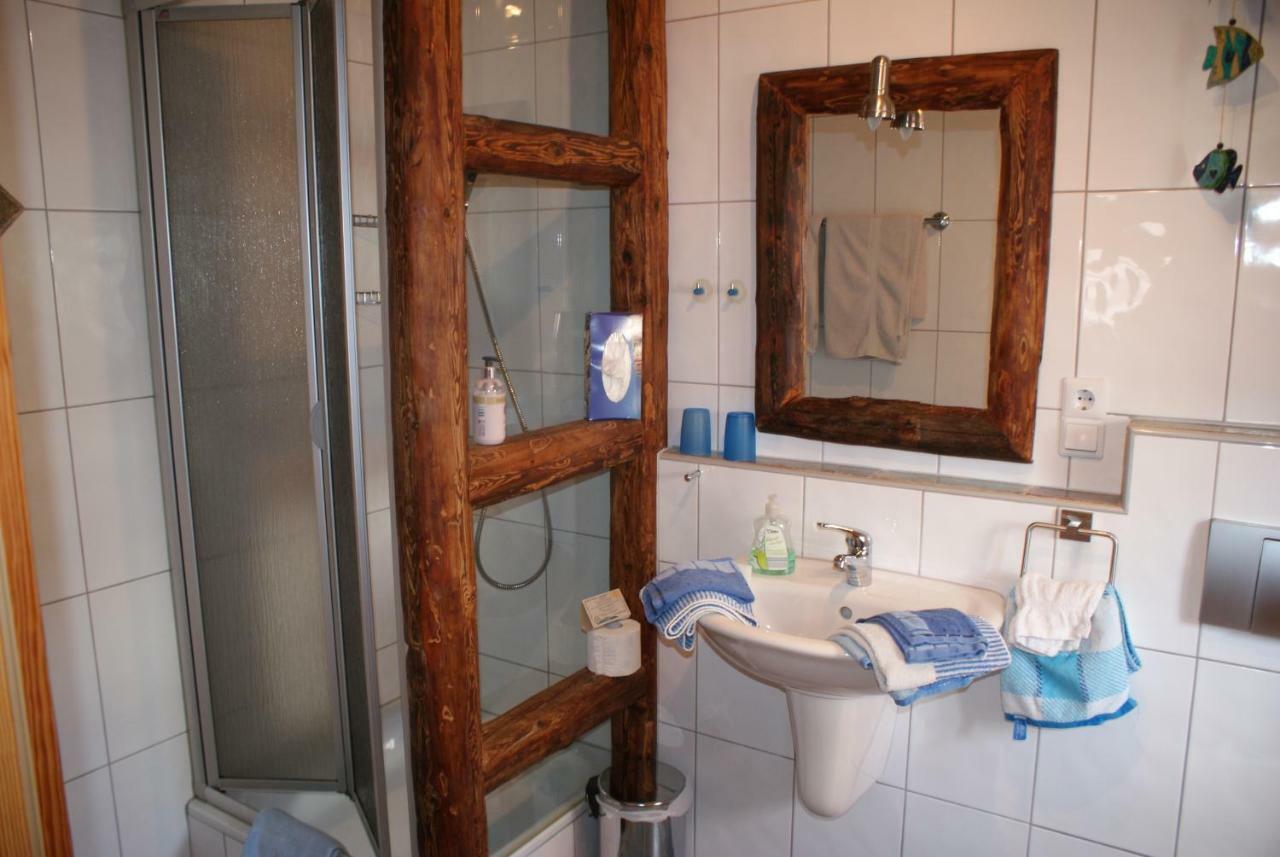 Gaestehaus Ehrhardt Schweigen-Rechtenbach Esterno foto