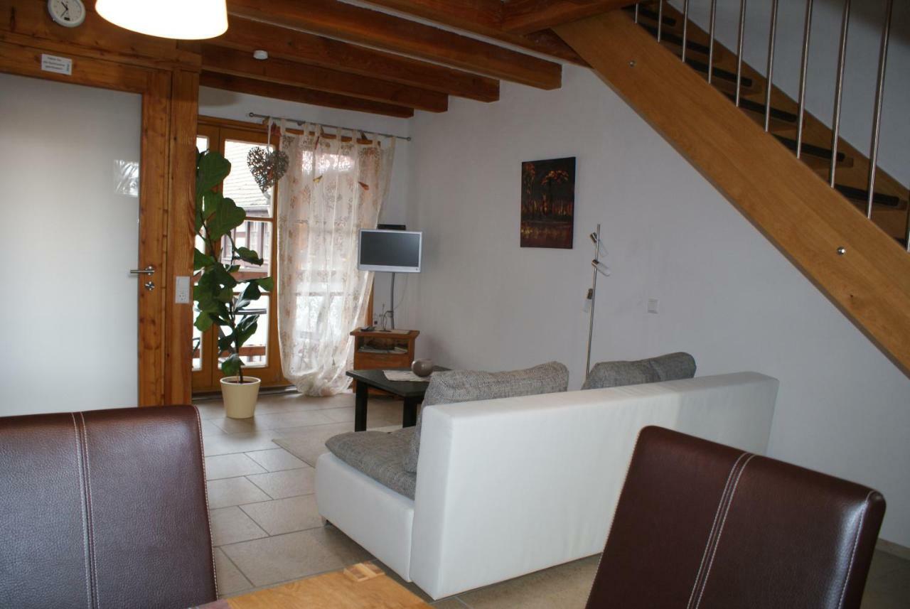 Gaestehaus Ehrhardt Schweigen-Rechtenbach Esterno foto
